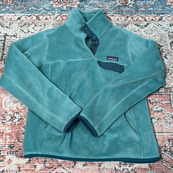 Patagonia Fleece Plush Pullover - Picture 1 of 4